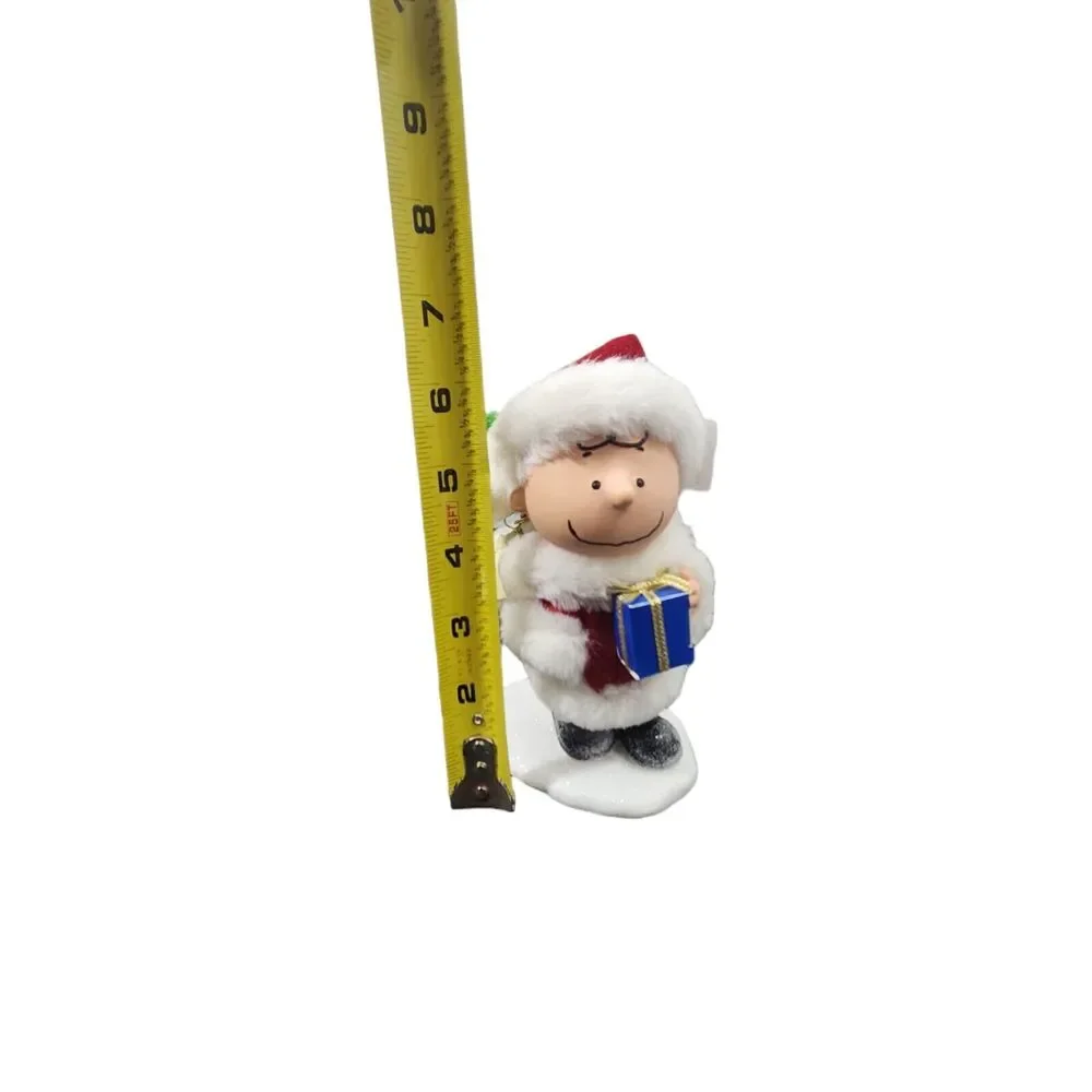 DEPT 56  PEANUTS CHARLIE BROWN SNOOPY WARM CHRISTMAS PUPPY FIGURE 2016